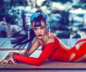 Rihanna на страницах Harper’s Bazaar China