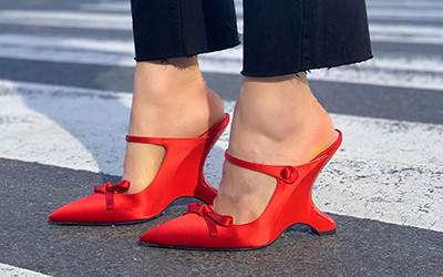 Детали street style: модная и необычная обувь гостей модных показов
