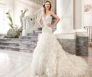 Свадебные платья Demetrios Couture 2015