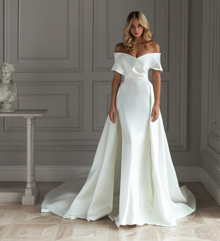 Коллекция свадебных платьев Less is More 2021 от Eva Lendel
